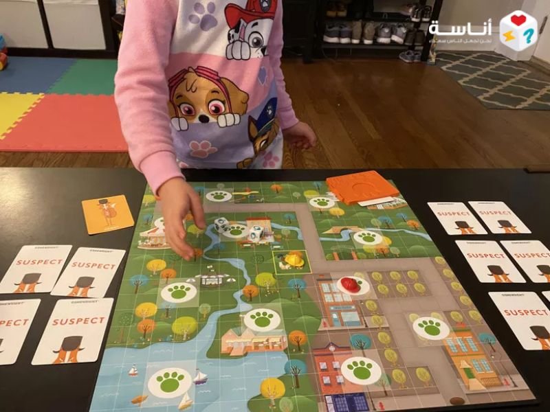 مراجعة لعبة Outfoxed!: دليلك الشامل لأفضل لعبة استنتاج تعاونية تحول الأطفال إلى محققين بارعين